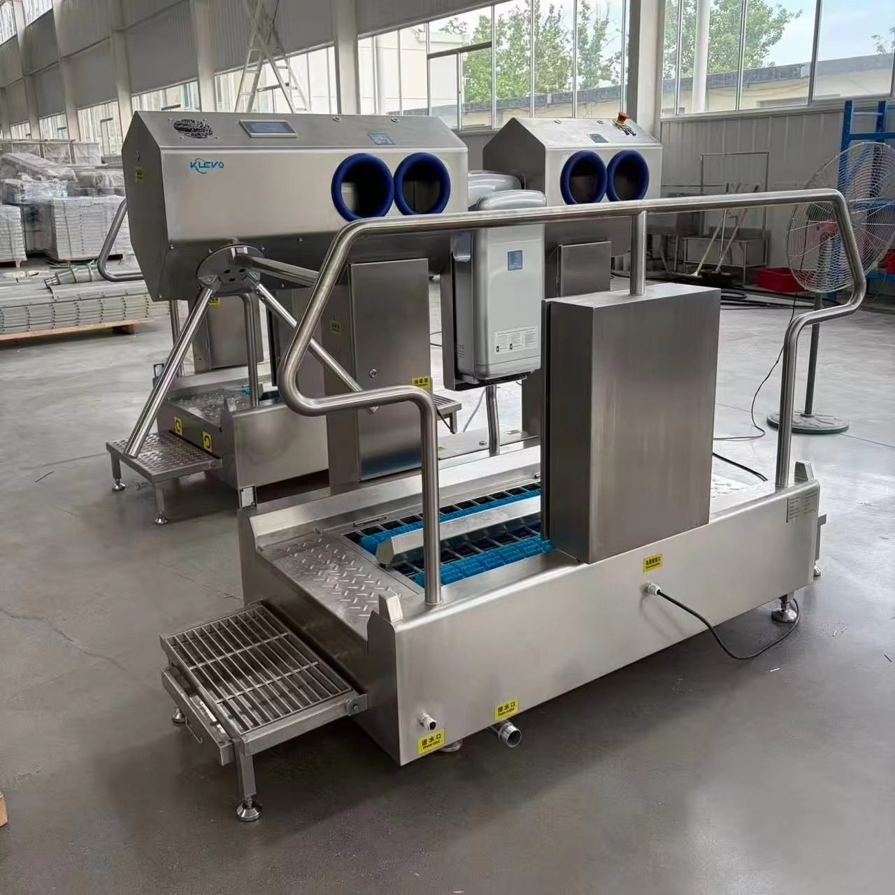 GS series units with integrated boot washers, factory build